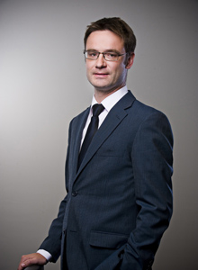 Mr. Dhont